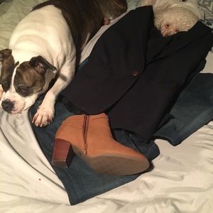 Ann Taylor size 10 navy blue blazer